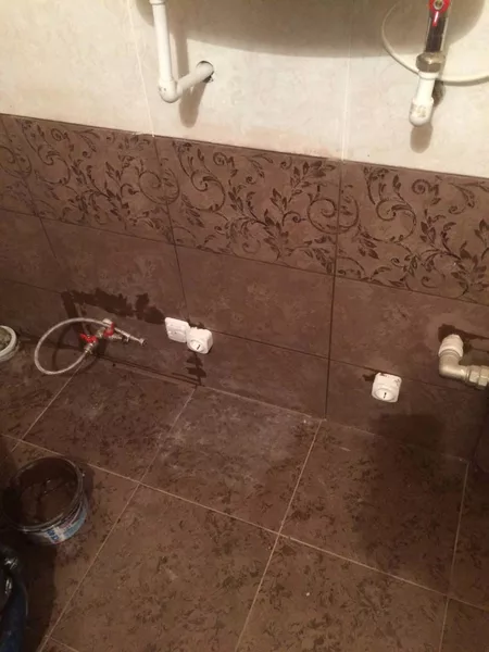 Дом в Городне: водопровод и ванная комната — фото 7